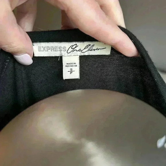 Size S Express long sleeve string front top - Picture 3 of 5